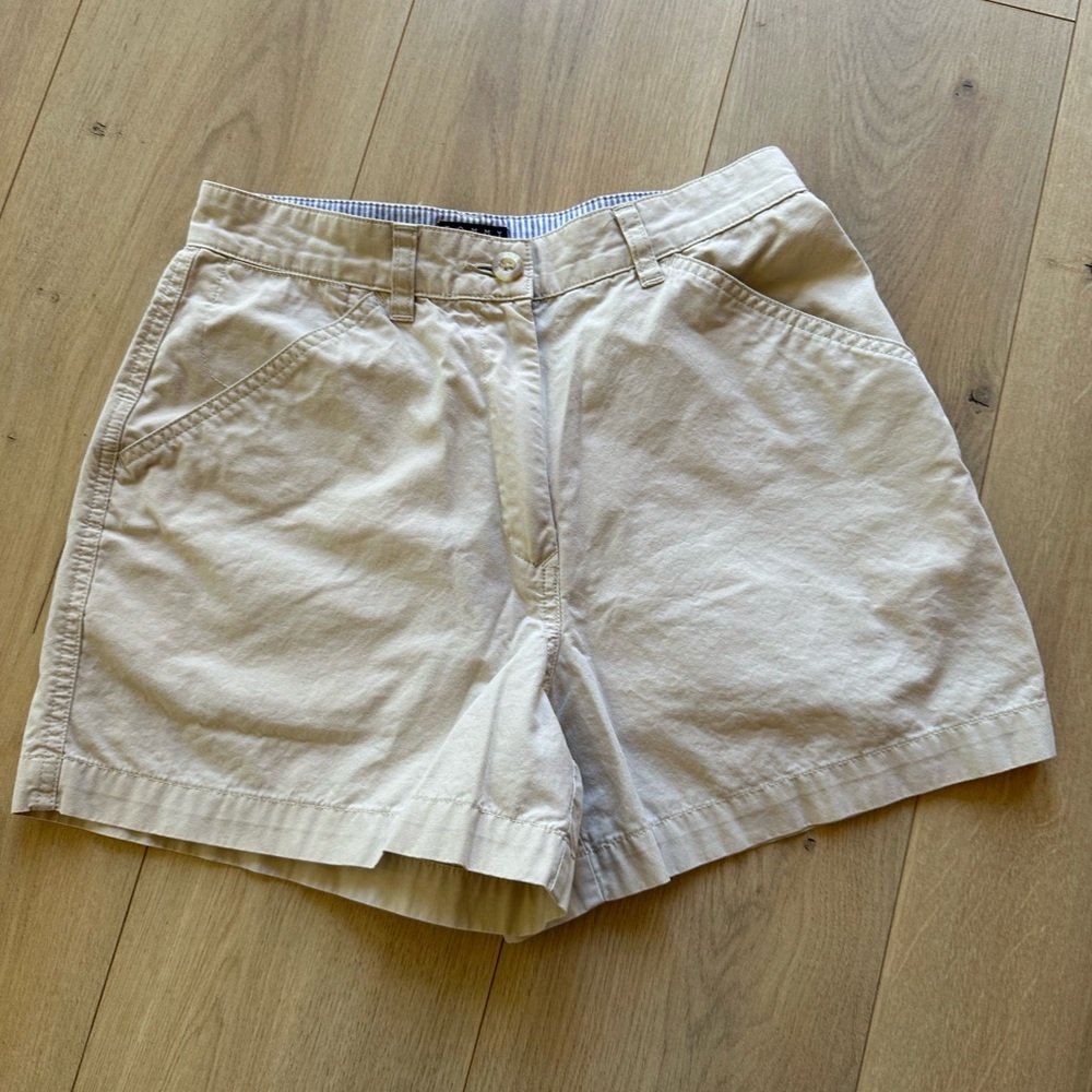 Tommy Hilfiger khaki shorts